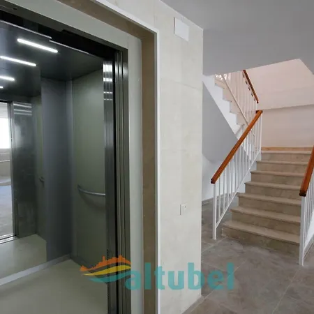 Edificio Esmeralda Appartement *