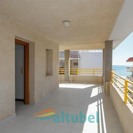 Apartman Edificio Esmeralda *